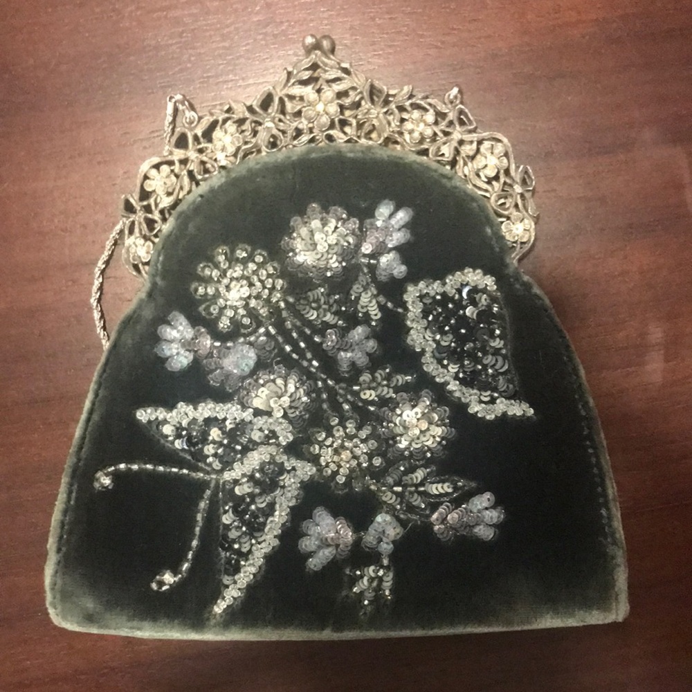 Evening bag gray velvet